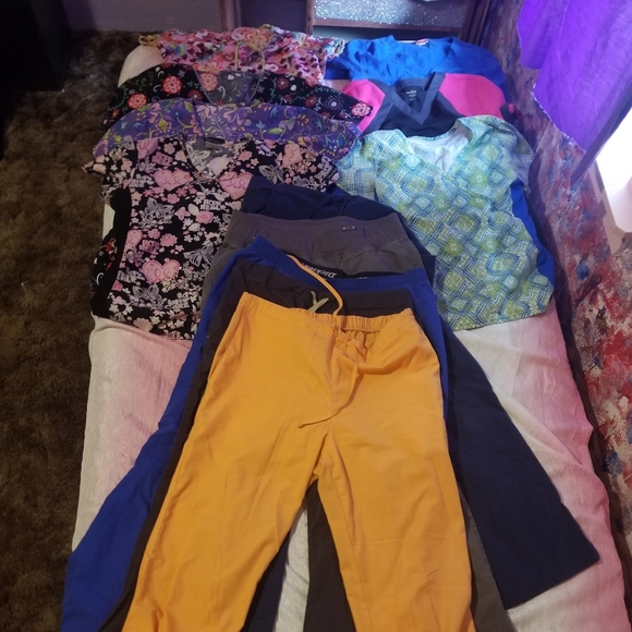 Scrubs - Picture 2 of 5